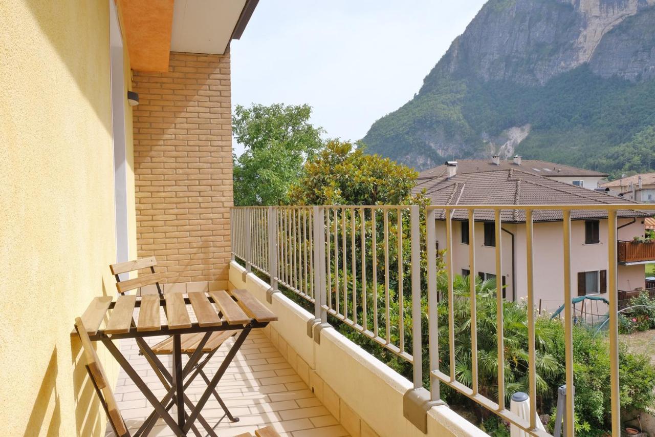Appartamenti Alle 5 Torri Mezzolombardo Exterior photo